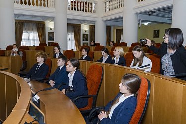 Депутат призывает к дискуссии